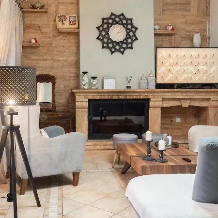 Holiday home Theodore Gouvia